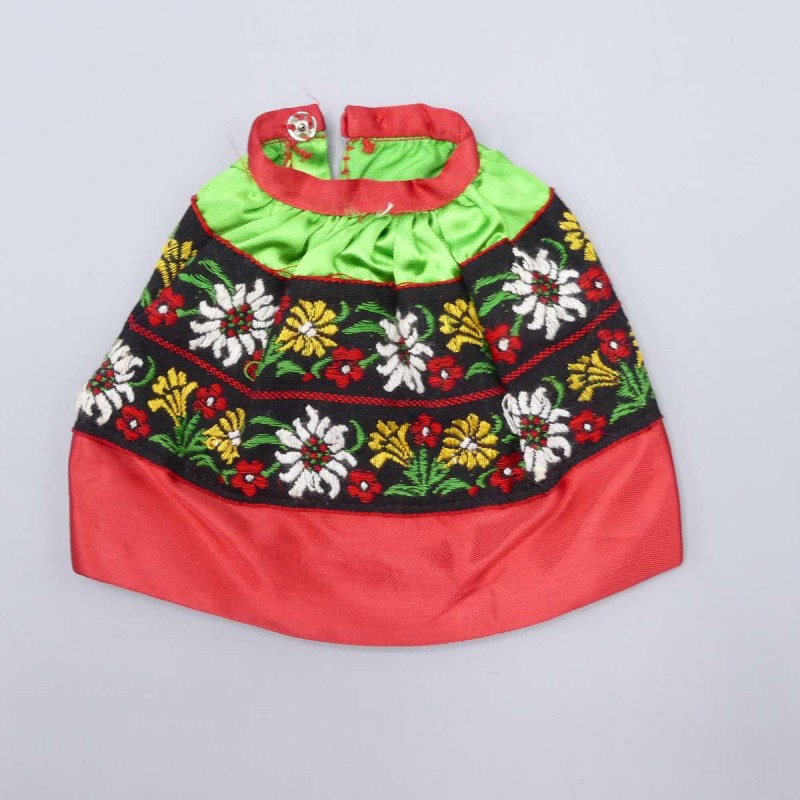 Barbie in Mexico vintage Barbie fashion 820 from 1964